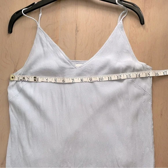 ARITZIA WILFRED FREE Classic White V-Neck Camisole Top - Picture 7 of 8